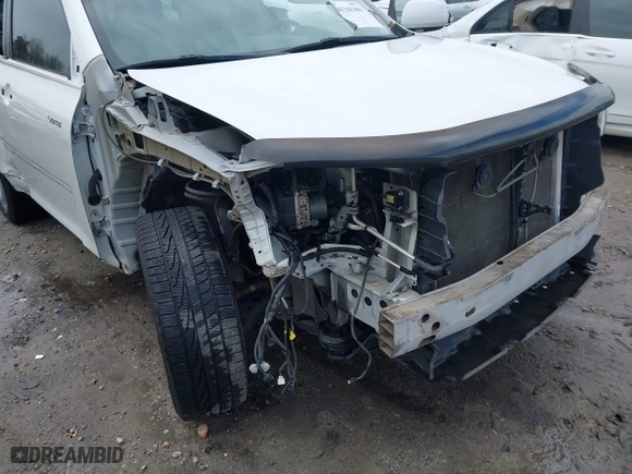 2012 Toyota Highlander Limited with VIN 5TDYK3EHXCS067476, listed as a IAAI auction lot 41345469 with 170,504 mi miles. Bid and sale history available at carsss.com. Image 6.