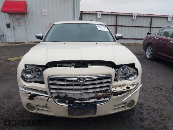 2008 Chrysler 300 C with VIN 2C3KK63H38H267569, listed as a IAAI auction lot 41301785 with 130,703 mi miles and . Bid and sale history available at carsss.com. Image 12.