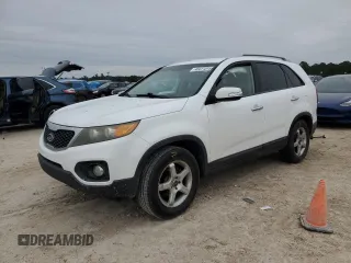 2011 Kia Sorento LX with VIN 5XYKT3A13BG133986, listed as a Copart auction lot 45411515 with 201,884 mi miles and Salvage Title. Bid and sale history available at carsss.com. Image 1.