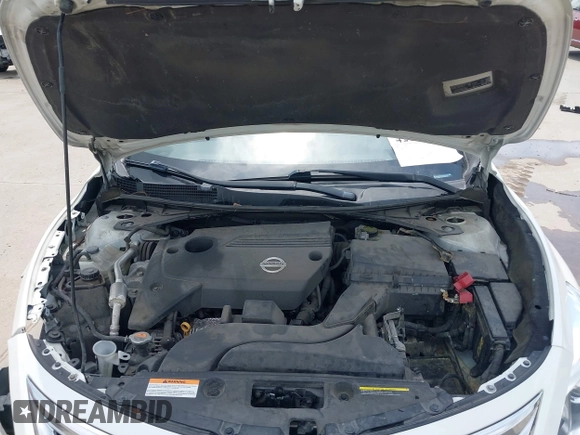 2015 Nissan Altima S with VIN 1N4AL3AP0FN879302, listed as a IAAI auction lot 42134972 with 100,873 mi miles and . Bid and sale history available at DreamBid. Image 10.