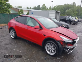 2023 Tesla Model Y Long Range z VIN 7SAYGDEE5PA111262, wystawiony jako IAAI lot #42341148 z przebiegiem 19 014 mil mil oraz . Historia ofert i sprzedaży dostępna na DreamBid. Obrazek 1.