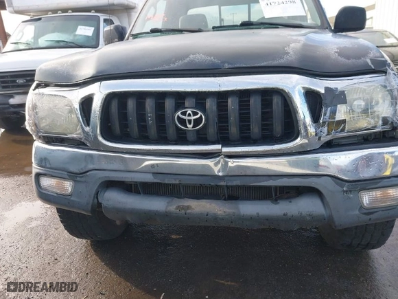 2001 Toyota Tacoma PreRunner with VIN 5TESN92N71Z782399, listed as a IAAI auction lot 41724298 with NaN miles. Bid and sale history available at carsss.com. Image 6.