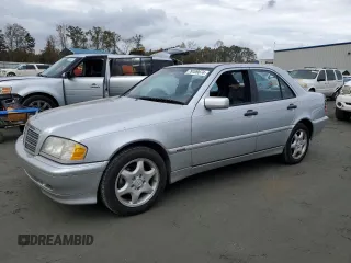 2000 Mercedes-Benz C 230/260/280/320 with VIN WDBHA29G4YA833283, listed as a Copart auction lot 79109874 with 152,830 mi miles and Salvage Title. Bid and sale history available at carsss.com. Image 1.