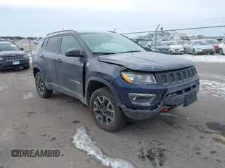 2020 Jeep Compass Trailhawk with VIN 3C4NJDDB3LT143926, listed as a IAAI auction lot 41368613 with 61,909 mi miles and . Bid and sale history available at carsss.com. Image 6.