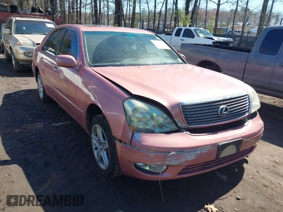 2002 Lexus LS 430 with VIN JTHBN30F120077994, listed as a IAAI auction lot 41824869 with 195,406 mi miles. Bid and sale history available at carsss.com. Image 1.