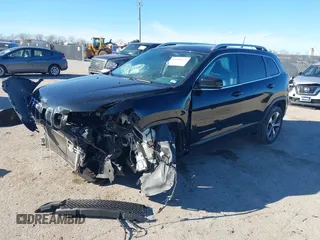 2020 Jeep Cherokee Limited with VIN 1C4PJLDB8LD577123, listed as a IAAI auction lot 41220273 with 92,573 mi miles. Bid and sale history available at carsss.com. Image 17.