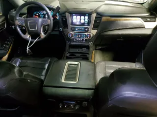 2017 GMC Yukon XL Denali with VIN 1GKS2HKJ1HR294897, listed as a Copart auction lot 45188175 with 153,009 mi miles and Salvage Title. Bid and sale history available at carsss.com. Image 8.