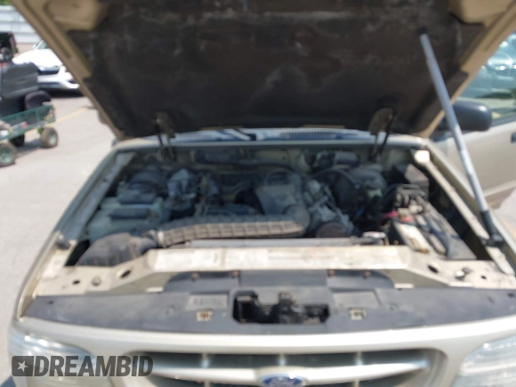 2000 Ford Explorer XLS с VIN 1FMZU72XXYZB77561, выставлен на аукционе IAAI как лот 42745623 с пробегом 193 118 миль миль и . История ставок и продаж доступна на DreamBid. Изображение 10.