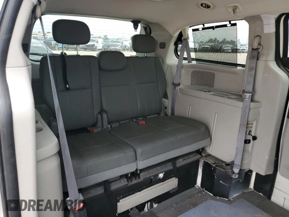 2010 Chrysler Town & Country Touring with VIN 2A4RR5D14AR129955, listed as a Copart auction lot 54684045 with 113,086 mi miles and Salvage Title. Bid and sale history available at DreamBid. Image 11.