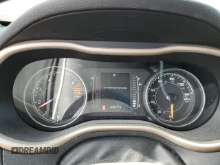 2018 Jeep Cherokee Latitude Tech Connect z VIN 1C4PJLCB8JD537025, wystawiony jako Copart lot #56568695 z przebiegiem 149 071 mil mil oraz Szkoda całkowita • Salvage title. Historia ofert i sprzedaży dostępna na DreamBid. Obrazek 9.