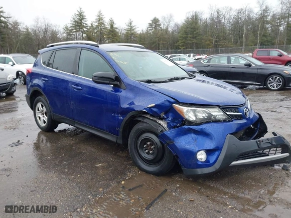 2015 Toyota RAV4 XLE with VIN 2T3RFREV8FW302638, listed as a IAAI auction lot 41857685 with 233,189 mi miles. Bid and sale history available at carsss.com. Image 1.