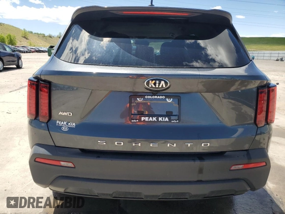 2021 Kia Sorento LX z VIN 5XYRGDLC4MG018310, wystawiony jako Copart lot #56917725 z przebiegiem 42 665 mil mil oraz Szkoda całkowita • Salvage title. Historia ofert i sprzedaży dostępna na DreamBid. Obrazek 6.