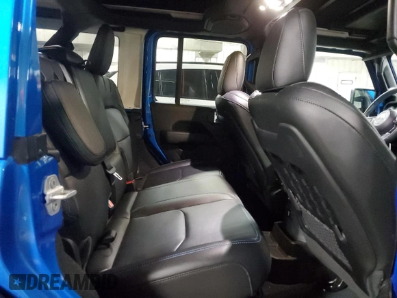 2022 Jeep Wrangler Unlimited Rubicon with VIN 1C4JJXR69NW190564, listed as a Copart auction lot 83703504 with 16,803 mi miles and Salvage title. Bid and sale history available at DreamBid. Image 11.
