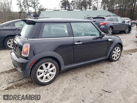 2012 MINI Hardtop S with VIN WMWSV3C56CT385518, listed as a Copart auction lot 48156265 with 146,614 mi miles and Clean title. Bid and sale history available at DreamBid. Image 3.