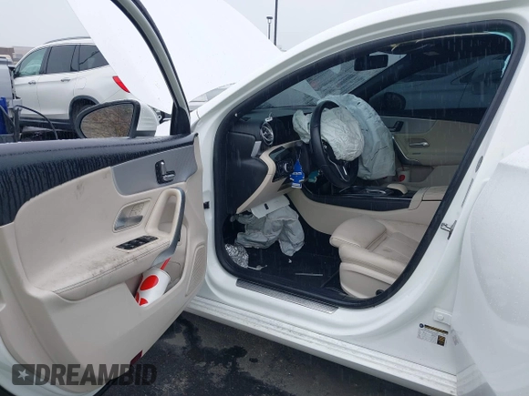 2021 Mercedes-Benz A 220 with VIN W1K3G4EB6MJ320200, listed as a IAAI auction lot 41752183 with 39,514 mi miles and . Bid and sale history available at DreamBid. Image 5.
