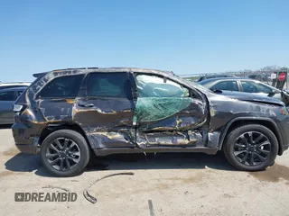 2018 Jeep Grand Cherokee Laredo E with VIN 1C4RJFAG9JC442262, listed as a IAAI auction lot 41925234 with 80,519 mi miles and . Bid and sale history available at DreamBid. Image 11.
