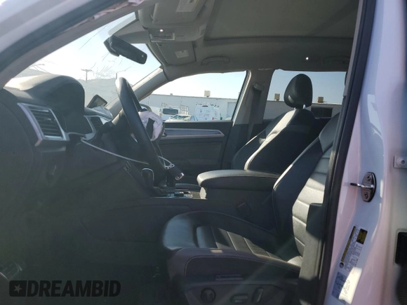 2022 Volkswagen Atlas SEL Premium R-Line with VIN 1V2FR2CA6NC505805, listed as a Copart auction lot 51704675 with 28,527 mi miles and Salvage title. Bid and sale history available at DreamBid. Image 7.