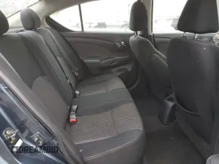 2015 Nissan Versa SV z VIN 3N1CN7AP8FL832042, wystawiony jako Copart lot #55859655 z przebiegiem 157 949 mil mil oraz Szkoda całkowita • Salvage title. Historia ofert i sprzedaży dostępna na DreamBid. Obrazek 10.