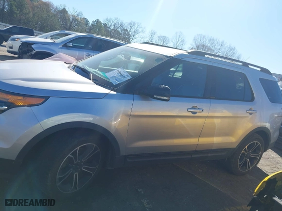 2015 Ford Explorer Sport with VIN 1FM5K8GT5FGB21603, listed as a IAAI auction lot 41816695 with 138,172 mi miles. Bid and sale history available at carsss.com. Image 14.