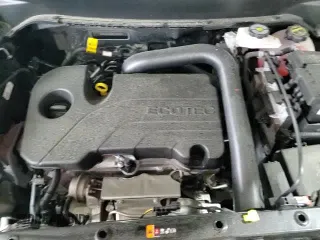 2024 Chevrolet Equinox Premier z VIN 3GNAXXEG5RL310604, wystawiony jako Copart lot #59865695 z przebiegiem 13 340 mil mil oraz Szkoda całkowita • Salvage title. Historia ofert i sprzedaży dostępna na DreamBid. Obrazek 17.