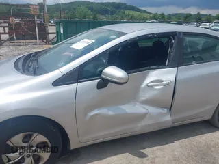 2015 Honda Civic LX с VIN 19XFB2F5XFE271876, выставлен на аукционе IAAI как лот 42705745 с пробегом 146 305 миль миль и . История ставок и продаж доступна на DreamBid. Изображение 6.