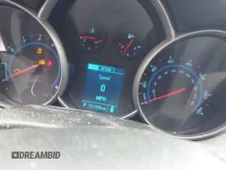 2014 Chevrolet Cruze LS with VIN 1G1PA5SG6E7275673, listed as a IAAI auction lot 41817767 with 121,250 mi miles and . Bid and sale history available at DreamBid. Image 7.