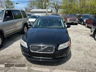 2007 Volvo S80 V8 with VIN YV1AH852471023365, listed as a IAAI auction lot 42123601 with 181,428 mi miles. Bid and sale history available at carsss.com. Image 6.