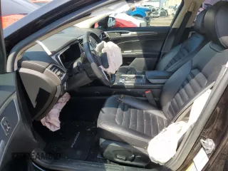 2020 Ford Fusion Hybrid SEL with VIN 3FA6P0MU4LR215829, listed as a Copart auction lot 70914934 with 0 mi miles and Salvage Title. Bid and sale history available at carsss.com. Image 7.