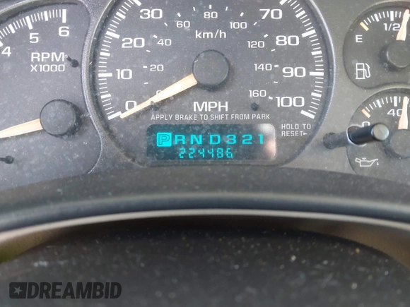 2002 Chevrolet Suburban LS z VIN 3GNEC16Z82G322514, wystawiony jako IAAI lot #41447976 z przebiegiem 224 486 mil mil oraz . Historia ofert i sprzedaży dostępna na DreamBid. Obrazek 7.