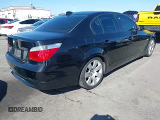 2007 BMW 5 Series 530i with VIN WBANE73517CM44520, listed as a IAAI auction lot 41840677 with 159,409 mi miles. Bid and sale history available at carsss.com. Image 4.