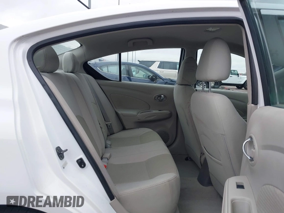 2015 Nissan Versa SV with VIN 3N1CN7AP3FL950323, listed as a IAAI auction lot 41522402 with 23,579 mi miles. Bid and sale history available at carsss.com. Image 8.