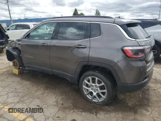 2022 Jeep Compass Latitude Lux with VIN 3C4NJDFB1NT109208, listed as a Copart auction lot 58017015 with Not provided miles and Non repairable. Bid and sale history available at DreamBid. Image 2.