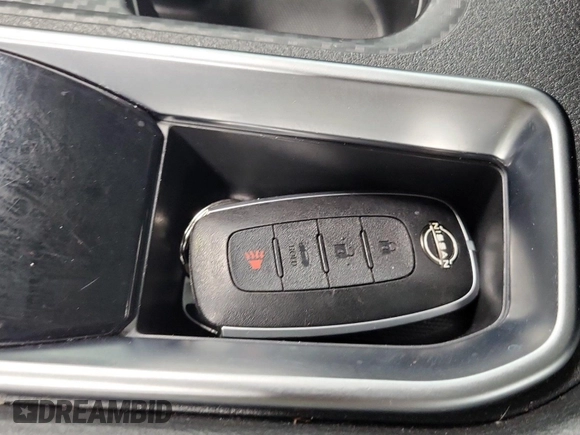 2024 Nissan Sentra SV with VIN 3N1AB8CV8RY266117, listed as a IAAI auction lot 42796449 with 24,547 mi miles and . Bid and sale history available at DreamBid. Image 12.