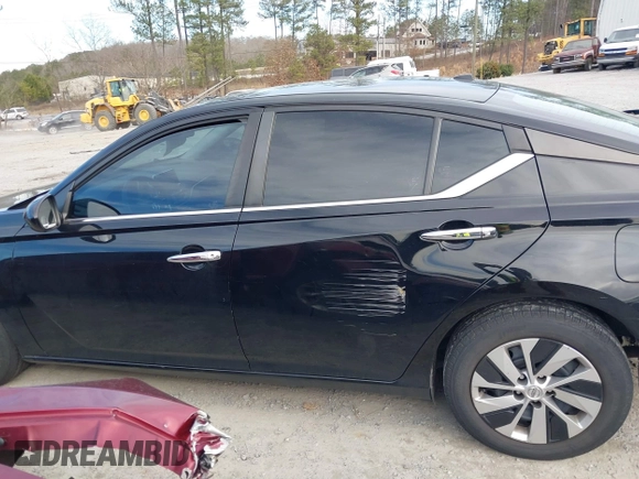 2019 Nissan Altima S with VIN 1N4BL4BV6KC243299, listed as a IAAI auction lot 41605894 with 150,108 mi miles and . Bid and sale history available at DreamBid. Image 14.