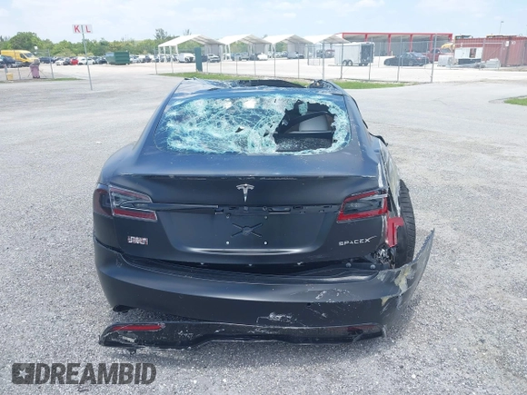 2021 Tesla Model S Plaid с VIN 5YJSA1E63MF451438, выставлен на аукционе IAAI как лот 41399777 с пробегом Не указан миль и . История ставок и продаж доступна на DreamBid. Изображение 15.