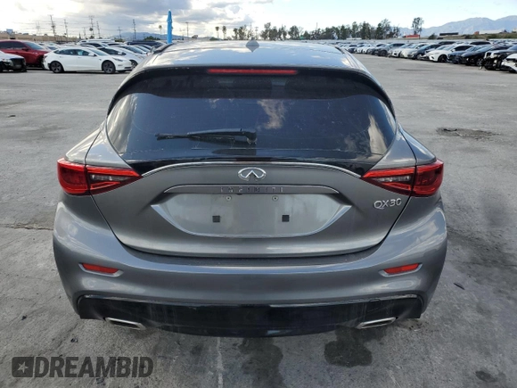 2017 Infiniti QX30 z VIN SJKCH5CP2HA032690, wystawiony jako Copart lot #51528025 z przebiegiem 79 455 mil mil oraz Szkoda całkowita • Salvage title. Historia ofert i sprzedaży dostępna na DreamBid. Obrazek 6.