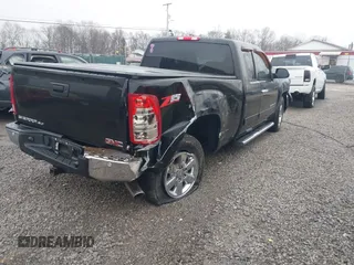 2010 GMC Sierra 1500 with VIN 1GTSCWE01AZ202838, listed as a IAAI auction lot 41516702 with 173,647 mi miles and . Bid and sale history available at DreamBid. Image 4.