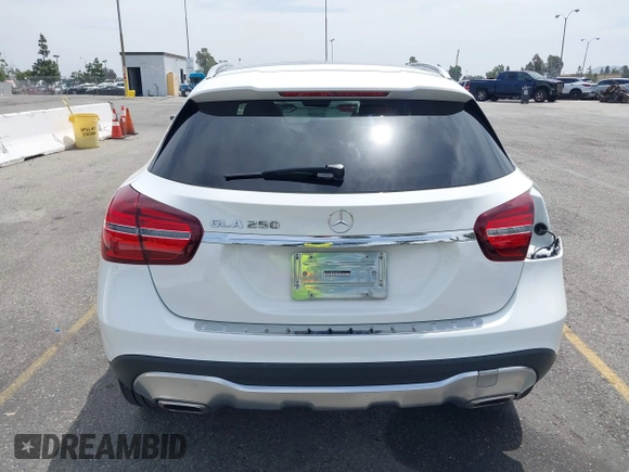 2019 Mercedes-Benz GLA 250 z VIN WDCTG4EB9KJ550931, wystawiony jako IAAI lot #42223075 z przebiegiem 86 012 mil mil oraz . Historia ofert i sprzedaży dostępna na DreamBid. Obrazek 17.