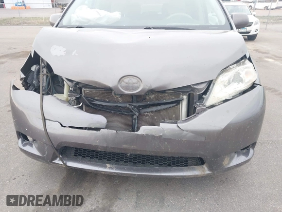 2011 Toyota Sienna LE AAS with VIN 5TDKK3DC3BS077857, listed as a IAAI auction lot 42099175 with 283,777 mi miles and . Bid and sale history available at DreamBid. Image 6.