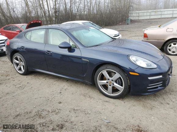 2015 Porsche Panamera 4 with VIN WP0AA2A75FL001869, listed as a Copart auction lot 47072944 with 33,753 mi miles. Bid and sale history available at carsss.com. Image 4.