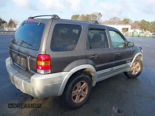 2006 Ford Escape Hybrid with VIN 1FMYU96H26KA19747, listed as a IAAI auction lot 41496607 with 247,629 mi miles and . Bid and sale history available at DreamBid. Image 4.