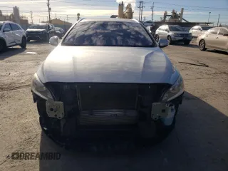 2017 Volvo V60 Premier with VIN YV140MEK9H1372844, listed as a Copart auction lot 44584685 with 131,025 mi miles and Salvage Title. Bid and sale history available at carsss.com. Image 5.