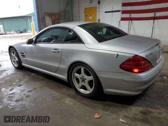2003 Mercedes-Benz SL 500 z VIN WDBSK75FX3F061879, wystawiony jako Copart lot #55930265 z przebiegiem 117 824 mil mil oraz Tytuł czysty. Historia ofert i sprzedaży dostępna na DreamBid. Obrazek 2.