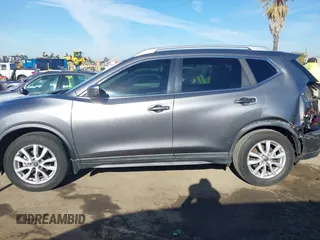 2019 Nissan Rogue SV with VIN KNMAT2MTXKP549372, listed as a IAAI auction lot 41882401 with 41,027 mi miles. Bid and sale history available at carsss.com. Image 14.