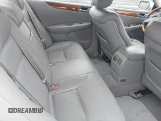 2005 Lexus ES 350 z VIN JTHBA30GX55130137, wystawiony jako IAAI lot #42461283 z przebiegiem 241 732 mil mil oraz . Historia ofert i sprzedaży dostępna na DreamBid. Obrazek 8.