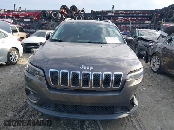 2019 Jeep Cherokee Latitude Plus z VIN 1C4PJLLB2KD143876, wystawiony jako IAAI lot #41660356 z przebiegiem 55 065 mil mil oraz . Historia ofert i sprzedaży dostępna na DreamBid. Obrazek 12.
