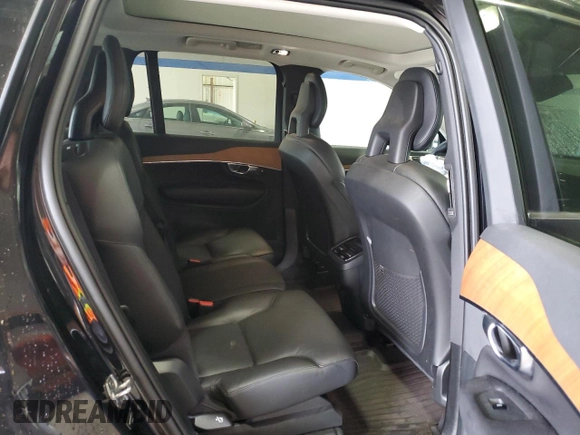 2022 Volvo XC90 Momentum with VIN YV4102PK5N1801951, listed as a Copart auction lot 61152295 with 49,956 mi miles and Salvage title. Bid and sale history available at DreamBid. Image 11.