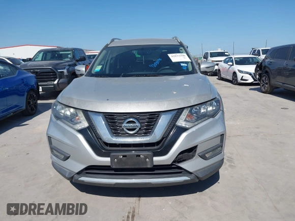 2017 Nissan Rogue SV z VIN 5N1AT2MN5HC730098, wystawiony jako IAAI lot #42033390 z przebiegiem 91 755 mil mil oraz . Historia ofert i sprzedaży dostępna na DreamBid. Obrazek 12.