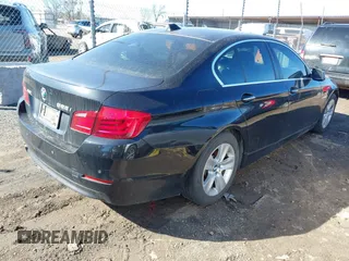 2013 BMW 5 Series 528i xDrive with VIN WBAXH5C53DD114193, listed as a IAAI auction lot 41732678 with 185,863 mi miles. Bid and sale history available at carsss.com. Image 4.