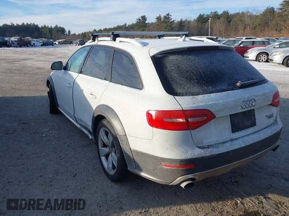 2015 Audi allroad Premium Plus with VIN WA1UFAFL8FA122156, listed as a IAAI auction lot 41345881 with 92,867 mi miles. Bid and sale history available at carsss.com. Image 3.